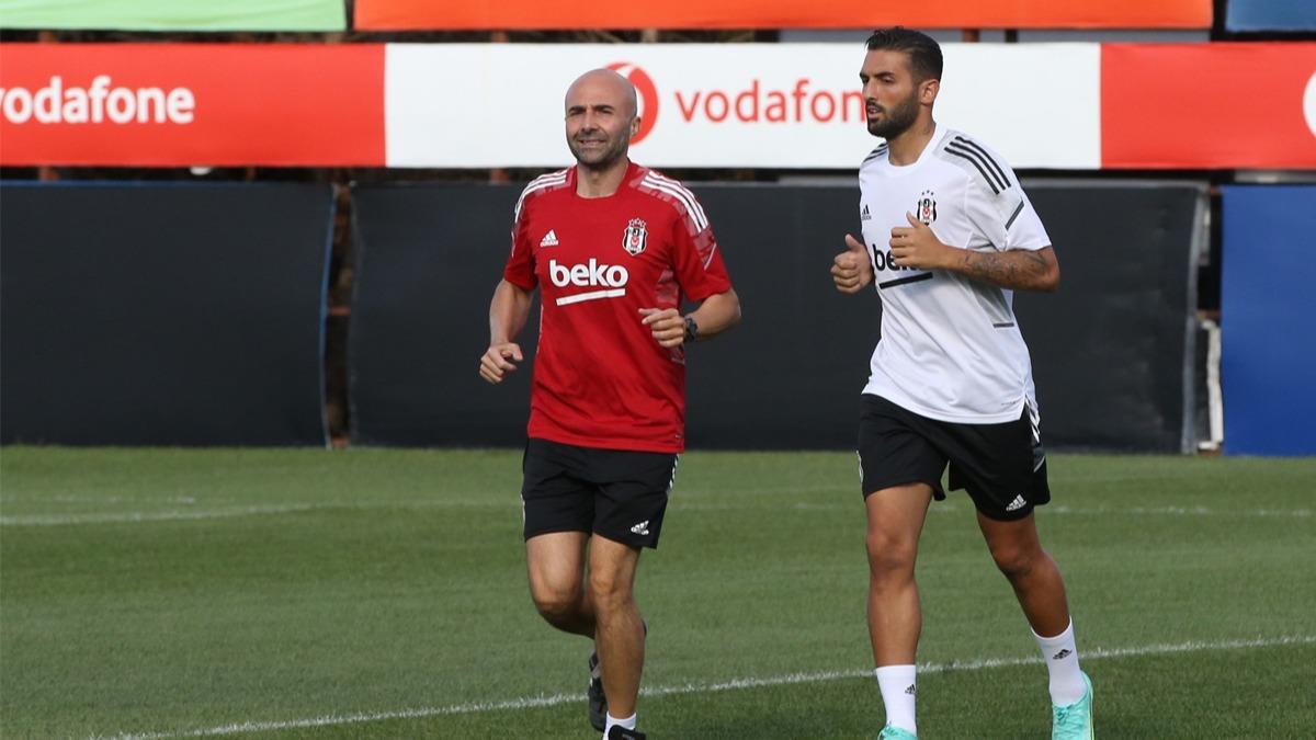 Beikta'ta Umut Mera, ilk kez derbide 11'de