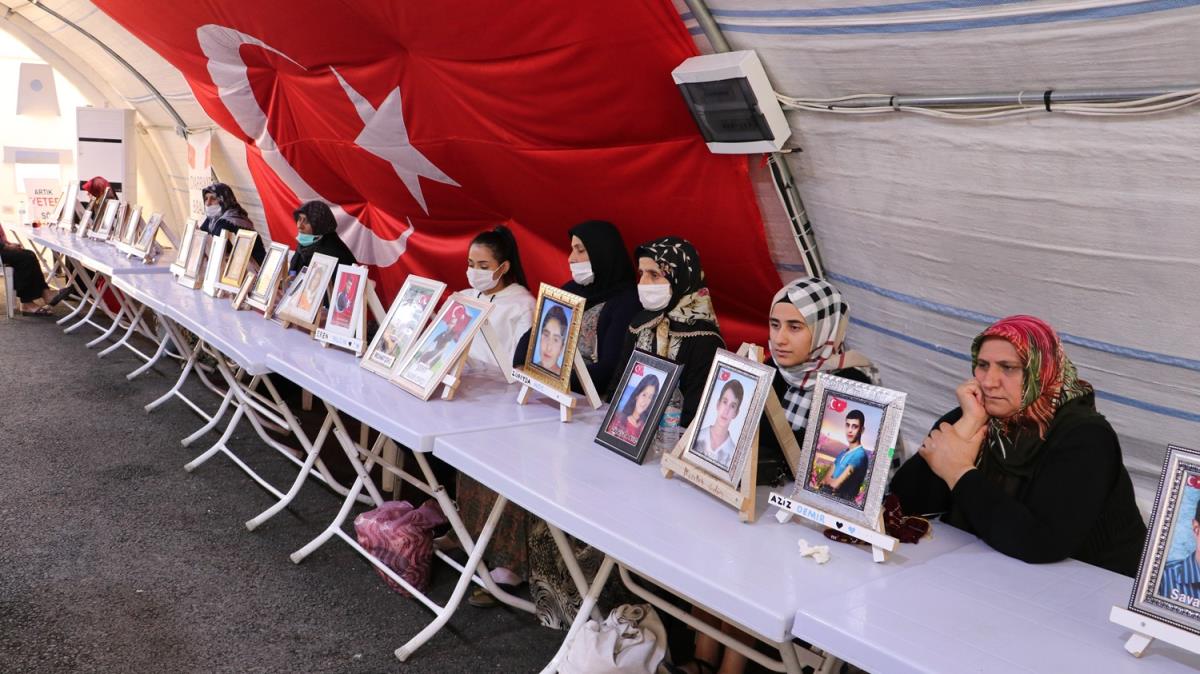 Diyarbakr annelerinin evlat nbeti devam ediyor