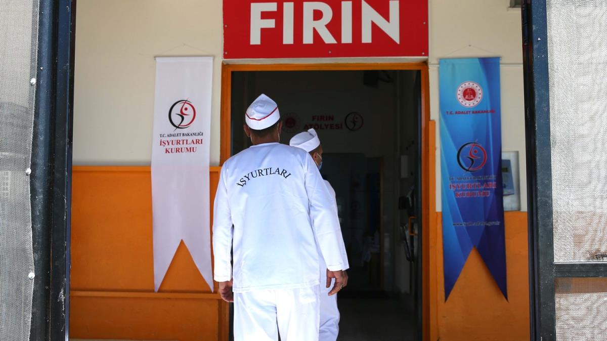 Mesleki eitim alan hkmller ekmek retiyor