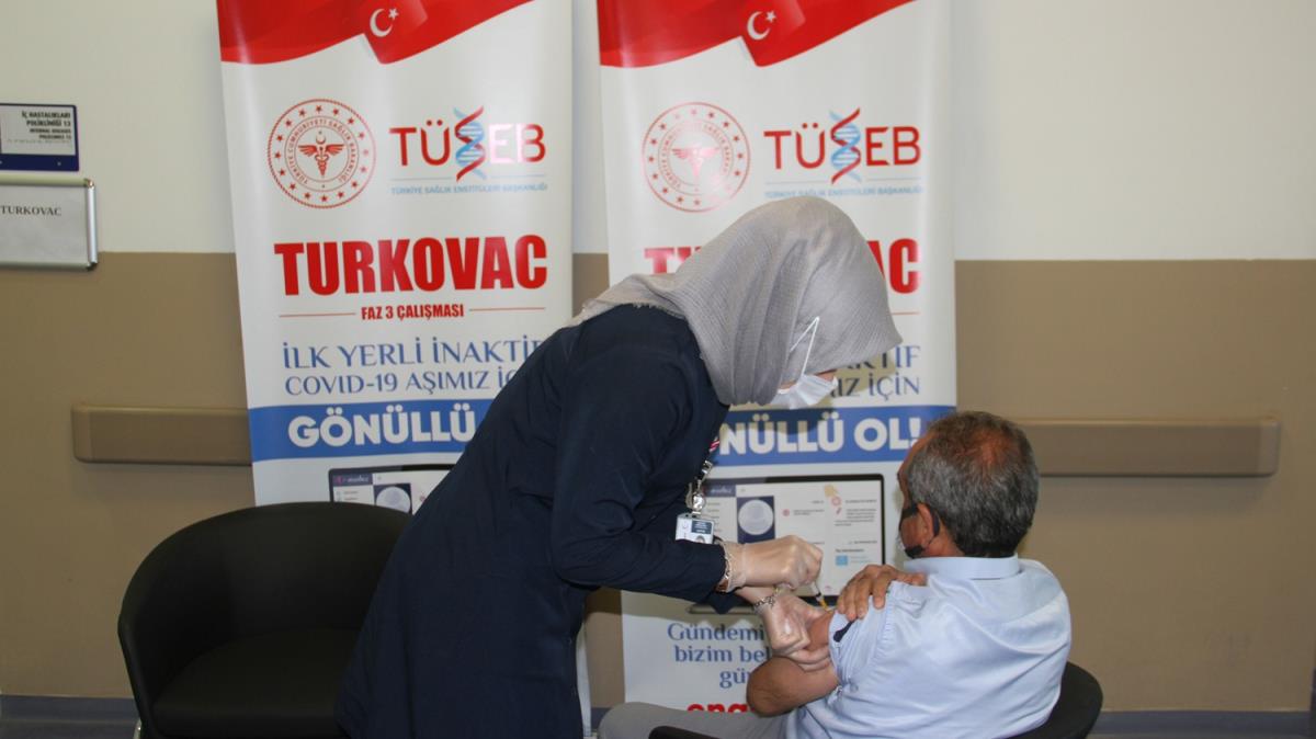 'TURKOVAC', faz 3 almalar kapsamnda Kayseri ehir Hastanesinde gnllleri bekliyor