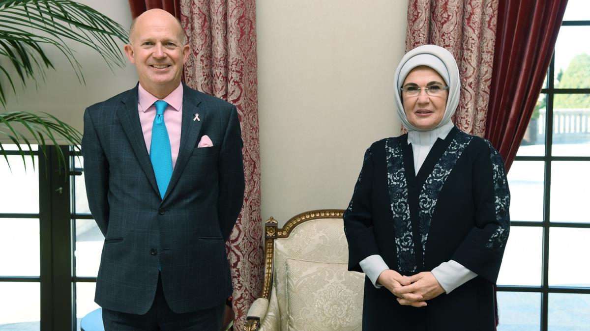 Emine Erdoan, Birleik Krallk Ankara Bykelisi Chilcott ile bir araya geldi 