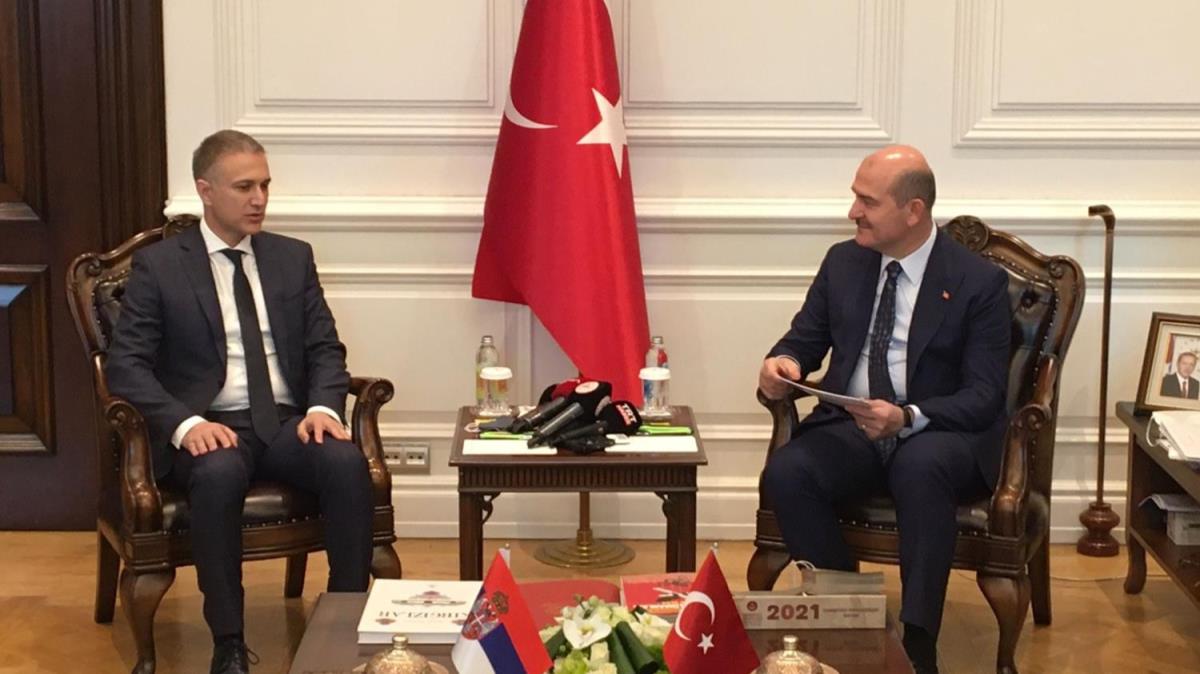 Bakan Soylu'dan 'kilit lke' aklamas