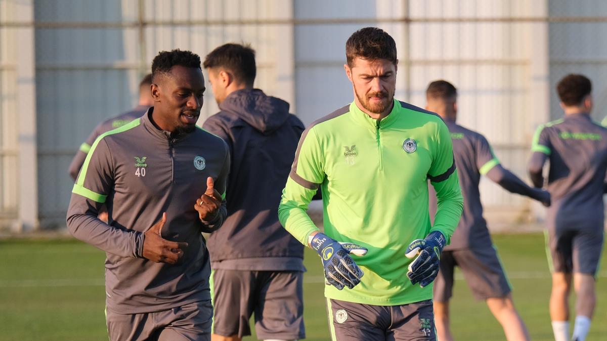 Konyaspor, Fenerbahe mana hazr