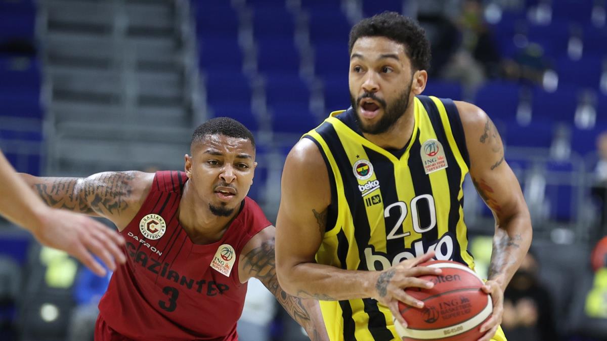 Fenerbahe'den Gaziantep Basketbol'a 22 say fark