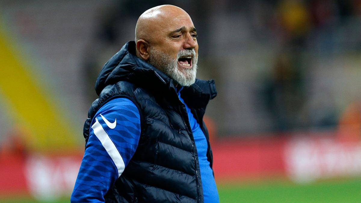 Hikmet Karaman'dan Fenerbahe aklamas