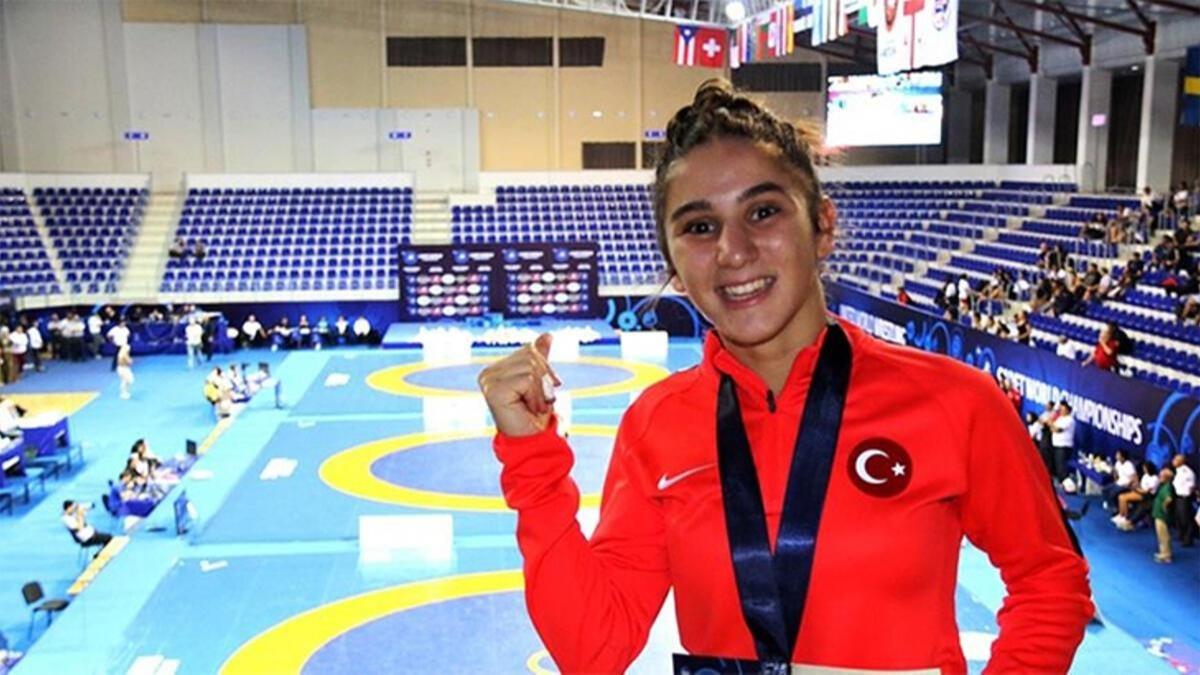 23 Ya Alt Dnya Gre ampiyonas'nda Zeynep Yetgil, bronz madalya kazand