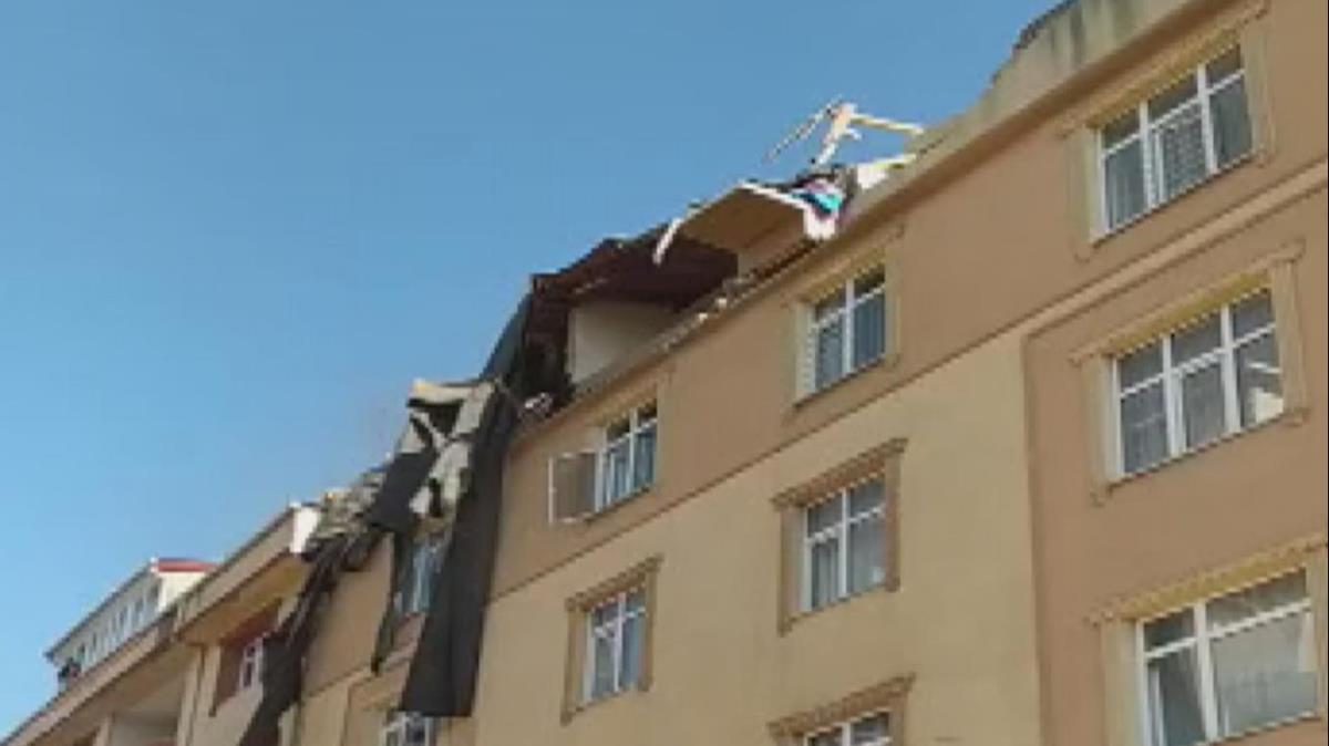 stanbul'da binada korkutan patlama