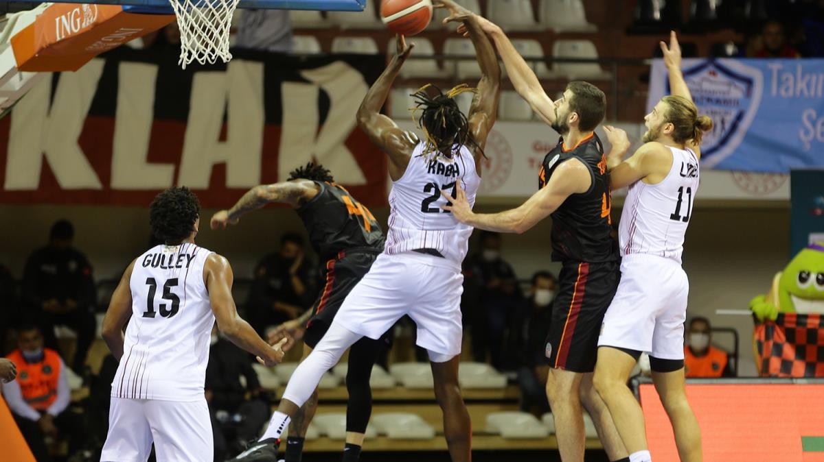 Galatasaray'a Gaziantep Basketbol darbesi
