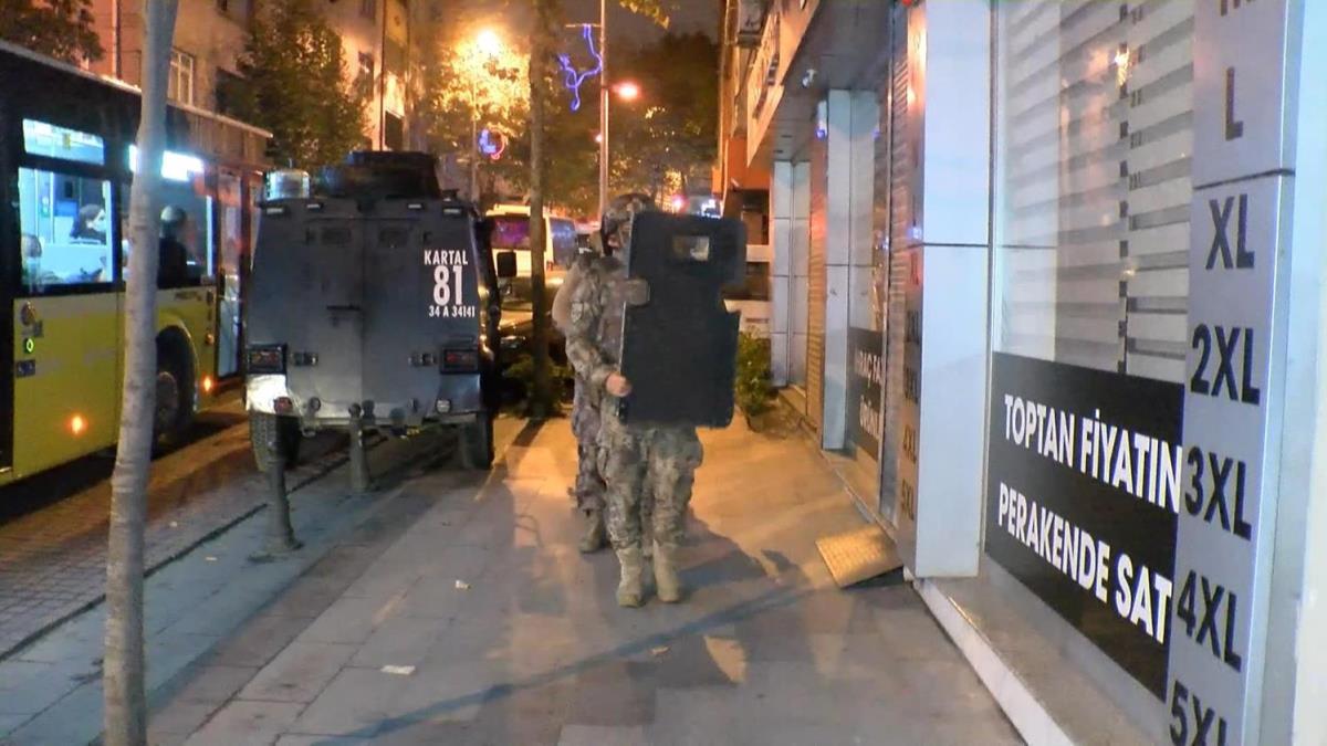 stanbul'da 25 adrese uyuturucu operasyonu