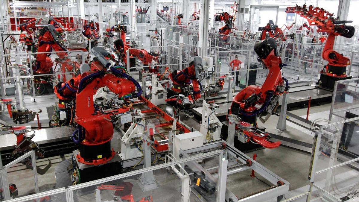 Pandemi nedeniyle fabrikalardaki endstriyel robotlarn says rekor seviyeye ulat