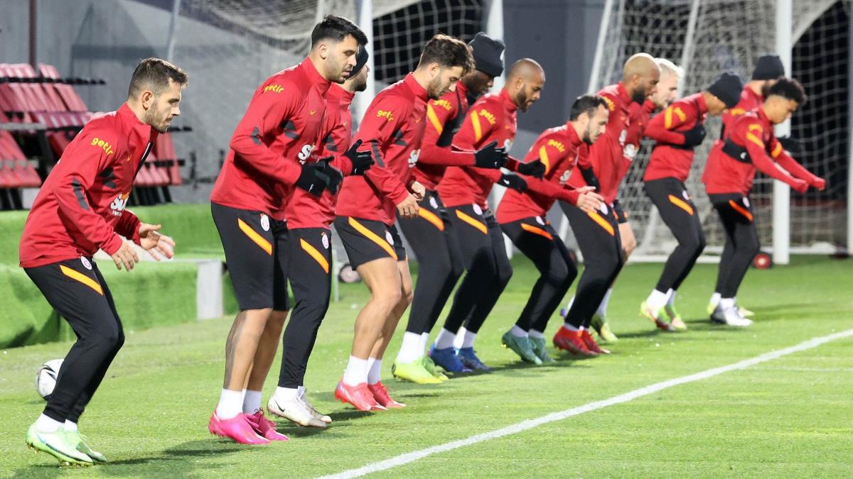 Galatasaray'da Fenerbahe derbisi mesaisi balad