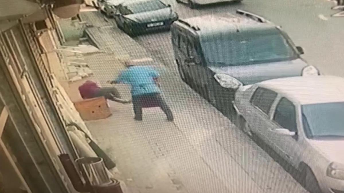 Tartt aabeyini sokak ortasnda vurdu 