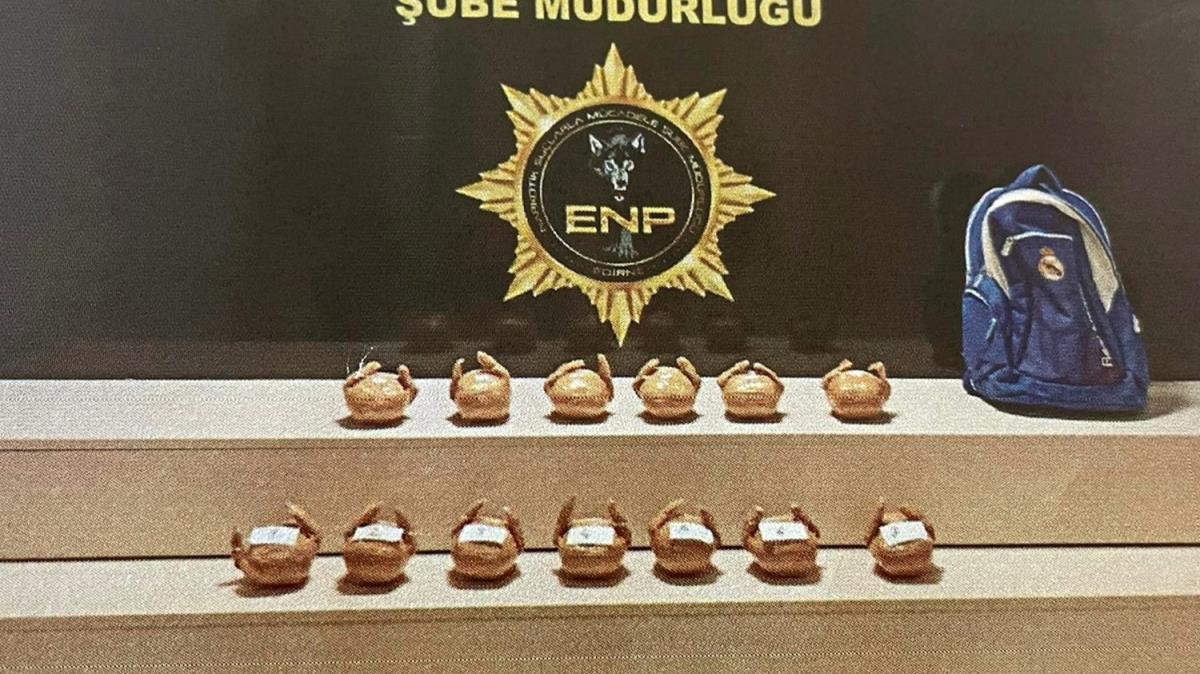 Zehir tacirlerine gmrkte operasyon: 2 gzalt