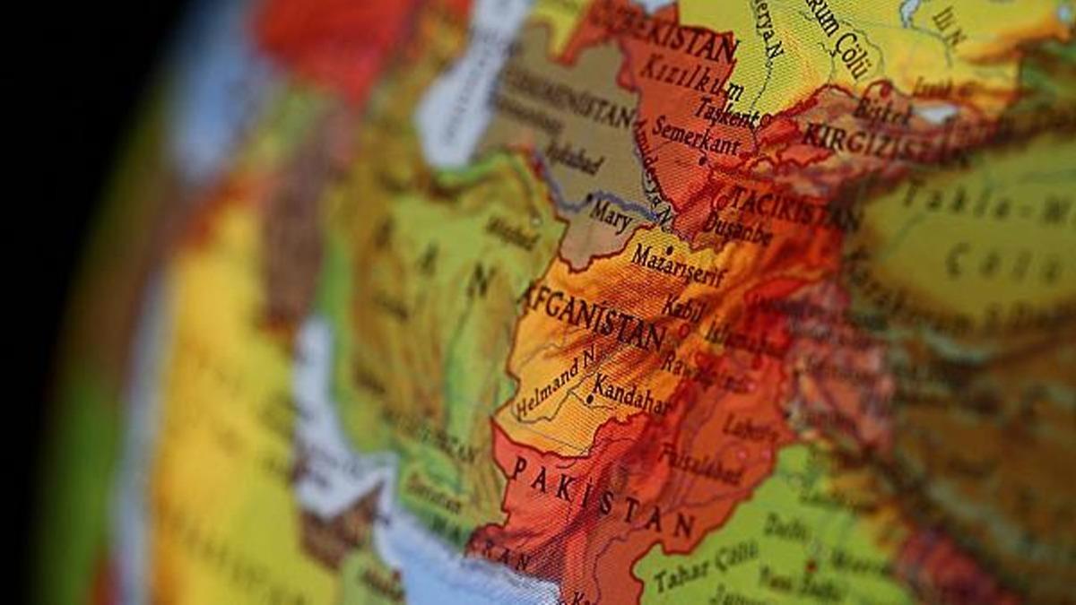 Afganistan'da camiye bombal saldr