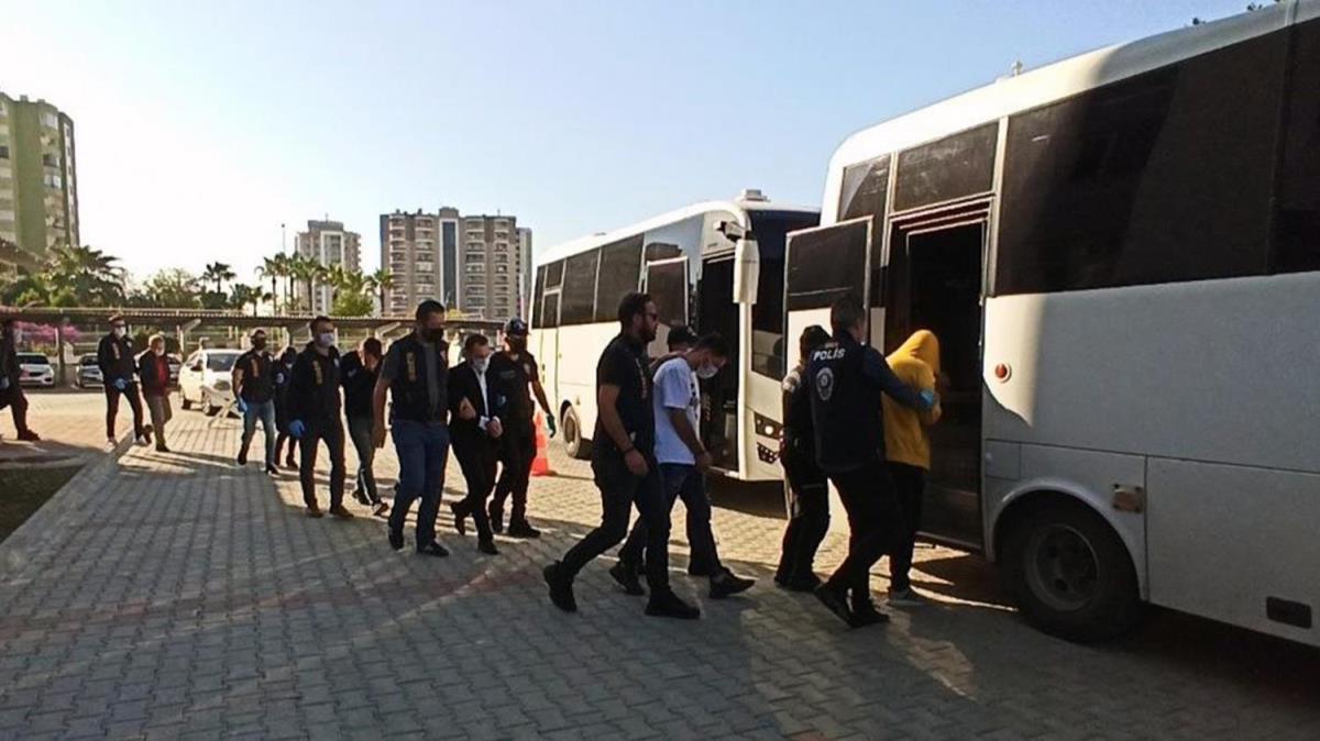 Emniyetin izlemeye ald dolandrclar adliyeye sevk edildi 
