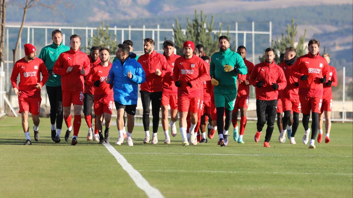 Sivasspor'da Baakehir ma hazrlklar sryor