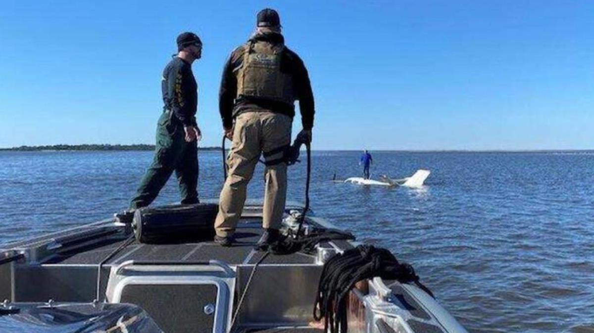 ABD'de gvenlik gleri deniz ar operasyon srasnda batmakta olan uaa rastlad