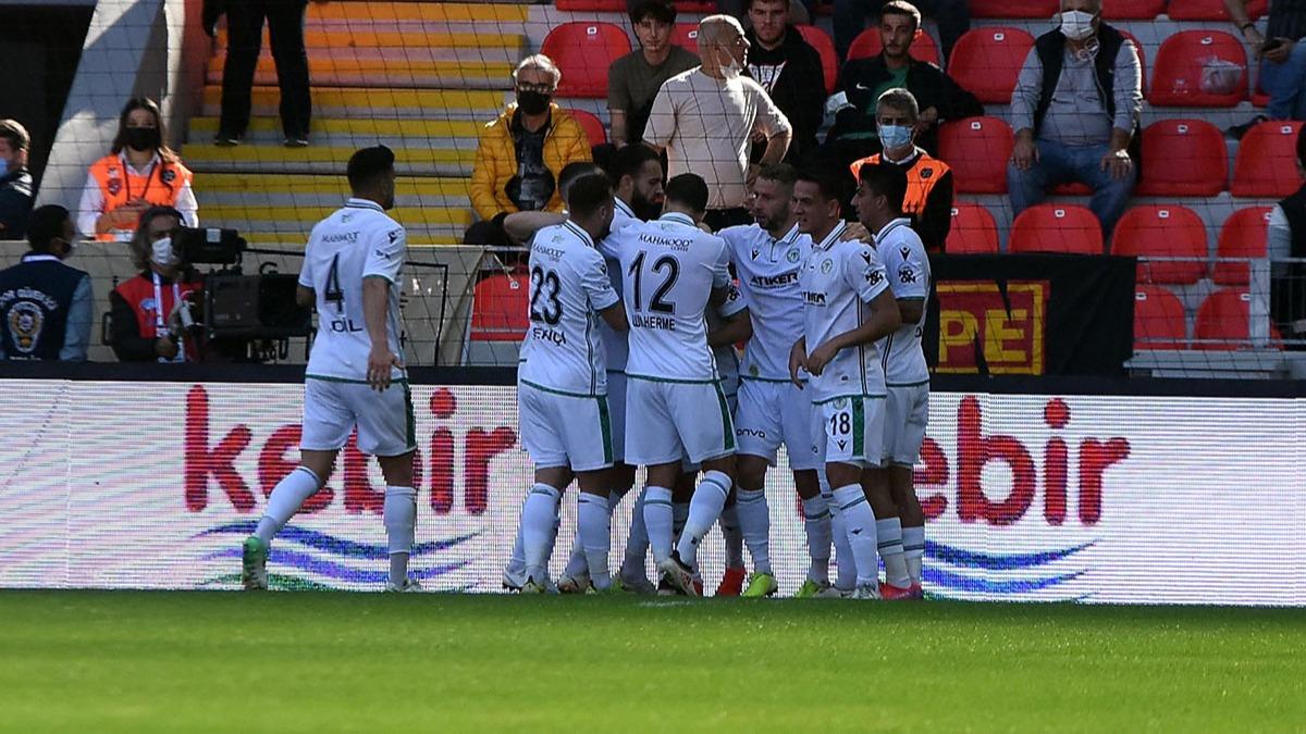 Konyaspor evinde rakiplere kabus oldu!