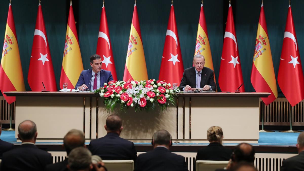 Bakan Erdoan: spanya ile birlikte byk bir uak gemisi yapmay hedefliyoruz