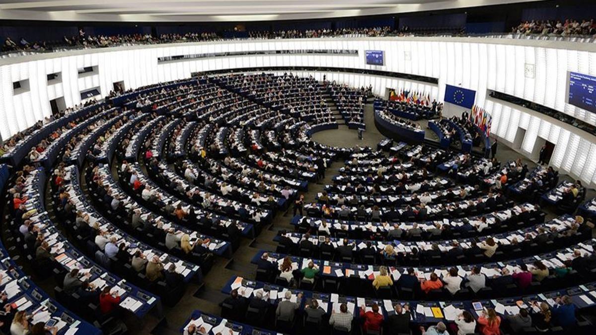 Avrupa Parlamentosu'ndan Trkiye'deki Suriyelilere 150 milyon avro destee onay 
