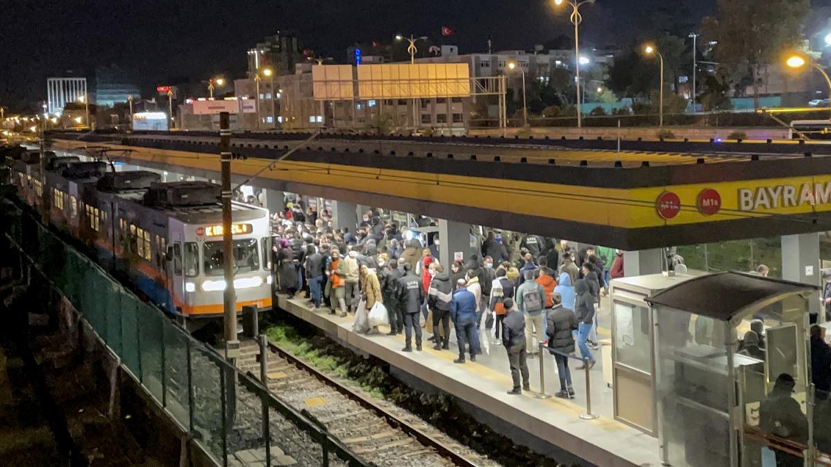 stanbul'da metro hattndaki arza younlua neden oldu 