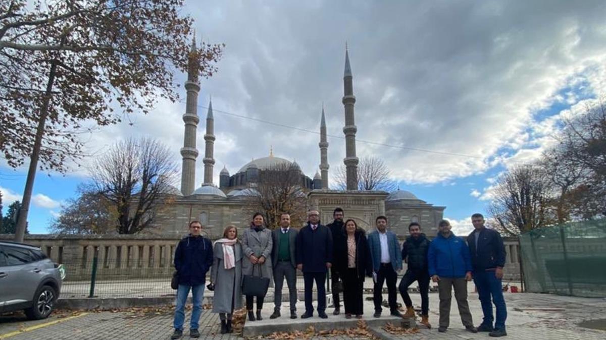 Trk-slam eserlerinin bayapt saylan Selimiye Camisi'nin restorasyonuna balanyor