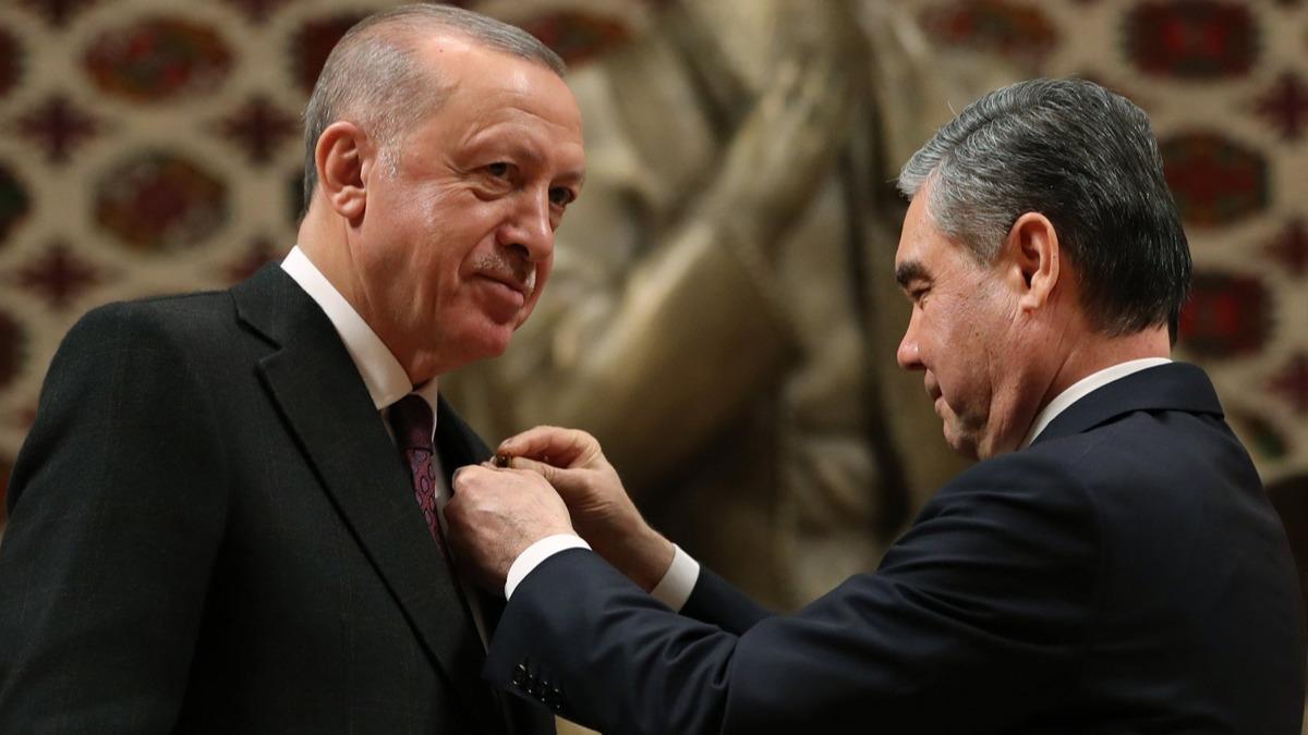 Cumhurbakan Erdoan'dan Trkmenistan Devlet  Birlii Nian paylam