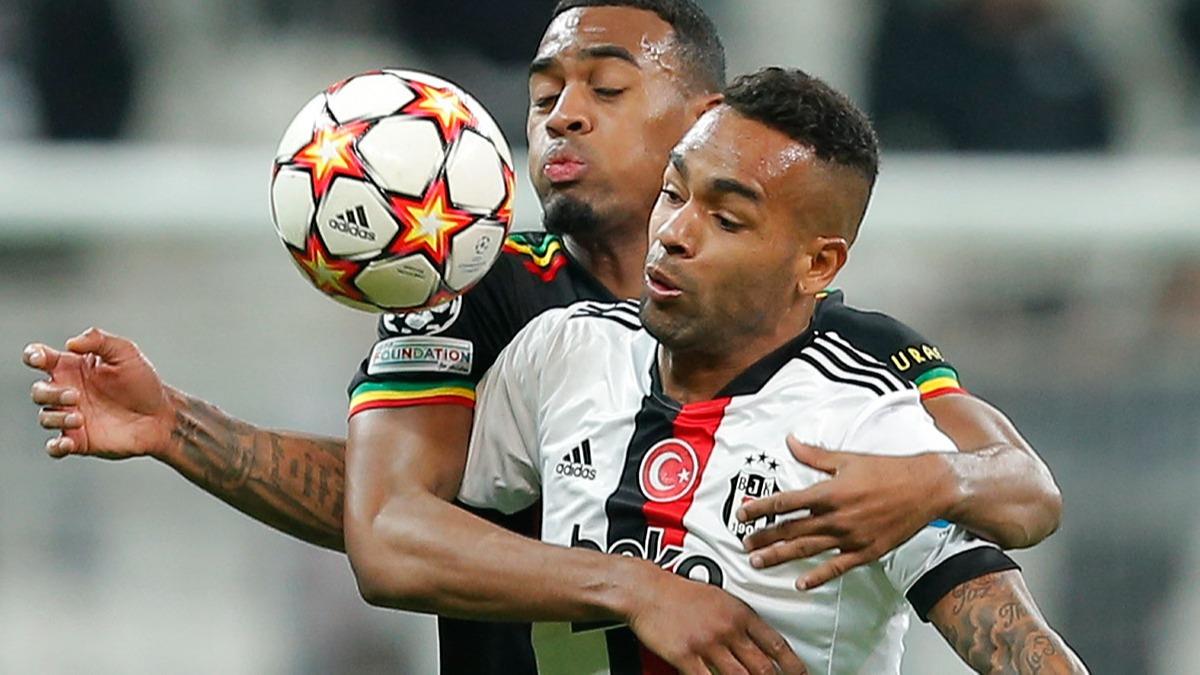 Beikta'ta Alex Teixeira 1 ay yok