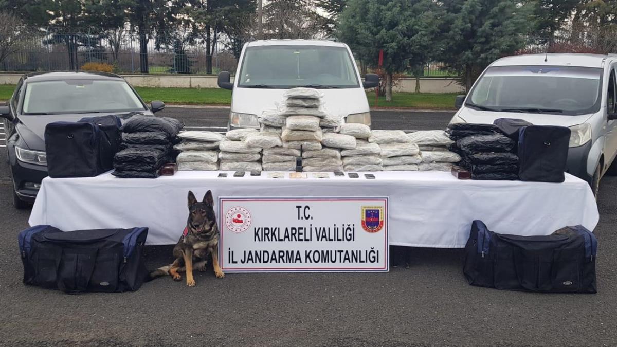 Bulgaristan'dan Trkiye'ye uyuturucu sevkiyat yaptklar belirlenen 5 pheli yakaland