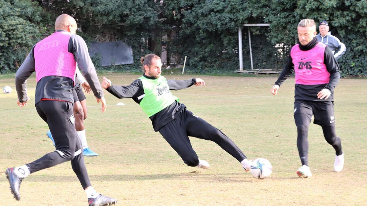 Altay, Manisa FK ile kupa mesaisinde