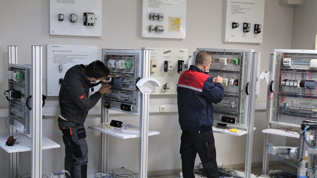Nitelikli personel ihtiyac iin 'Elektrikli Aralar Mkemmeliyet Merkezi' kurulacak