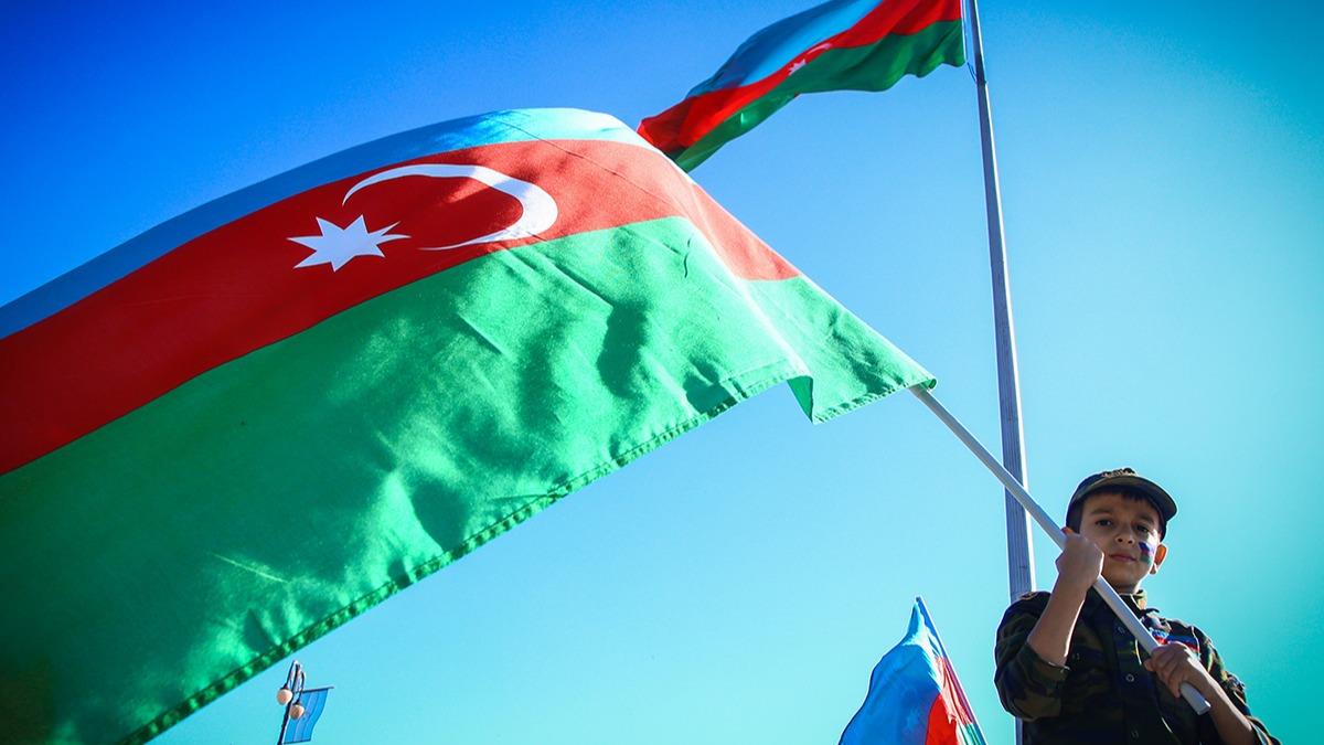 Azerbaycan'da askeri helikopter dt: ok sayda ehit var