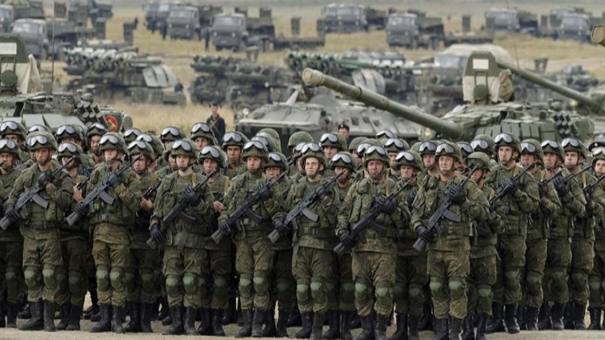 arpc iddia! stihbarat raporlar: Rusya 175 bin askerle igale hazrlanyor 