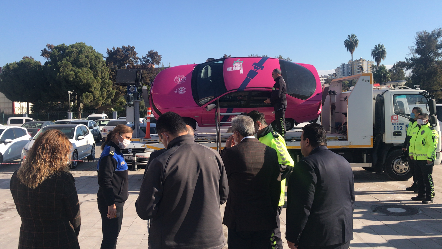 Polislere sim�lasyon arac�nda 'emniyet kemeriyle kaza' deneyimi ya�at�ld�