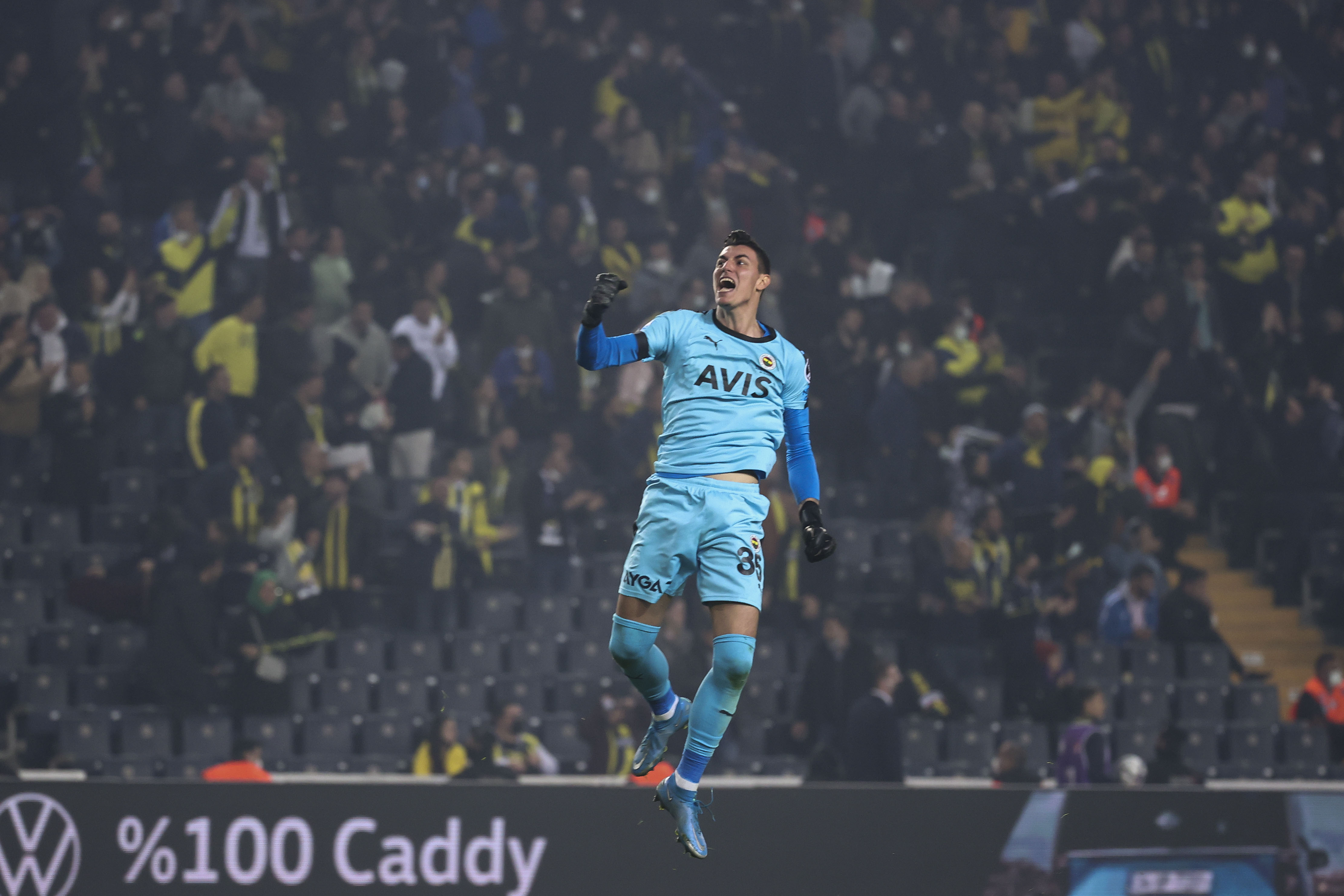 Berke �zer: Fenerbah�e'de yerli kaleci gelenek