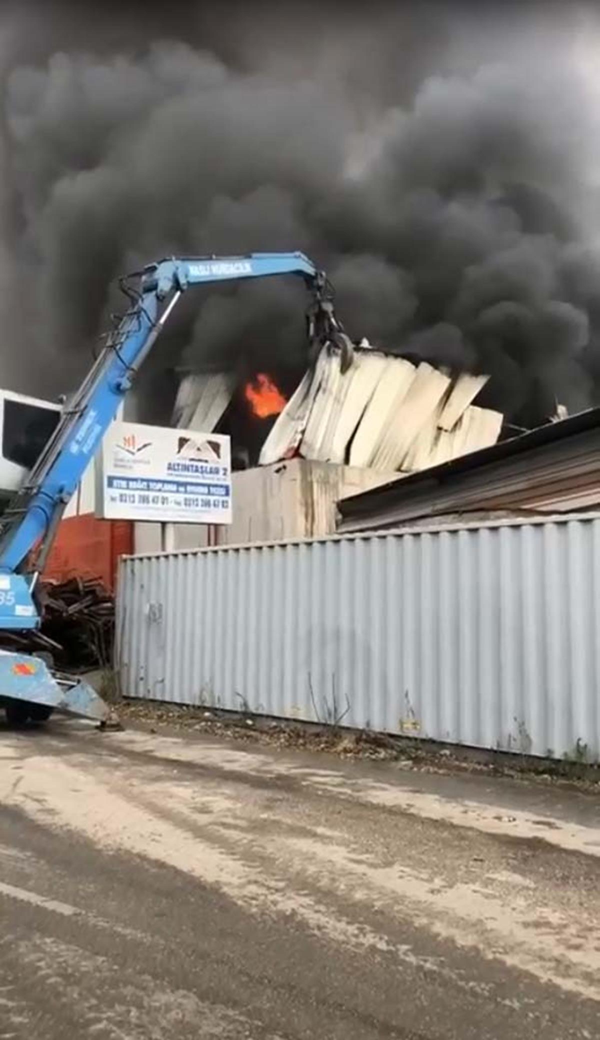 Ankara'da korkutan yang�n