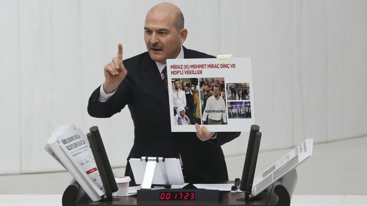 Bakan Soylu fotorafla yzlerine vurdu: Hesabn vereceksiniz, Krtler sizden nefret ediyor