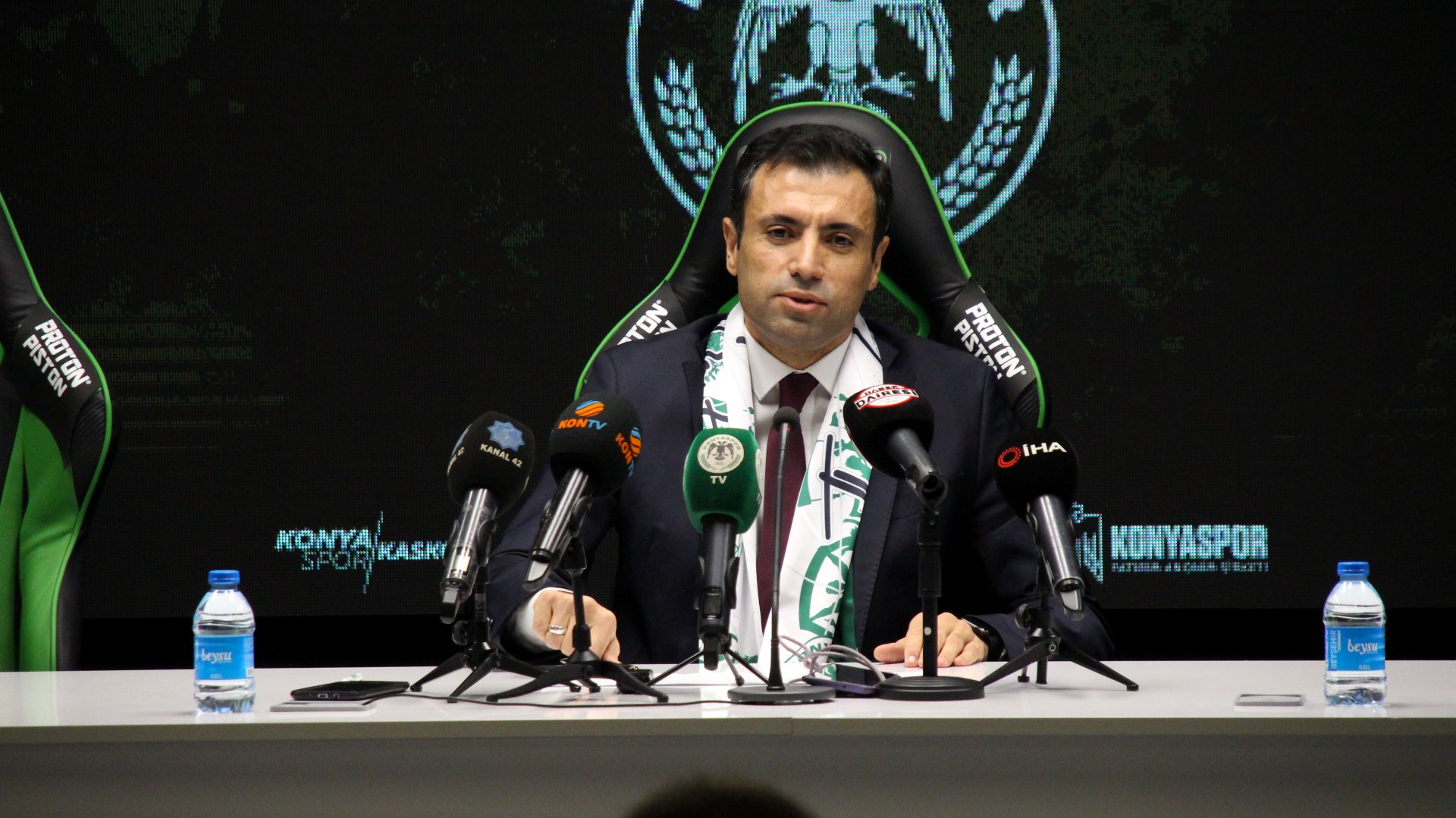 Fatih �zg�k�en: Hocam�z�n verece�i rapora g�re transferler yap�labilir