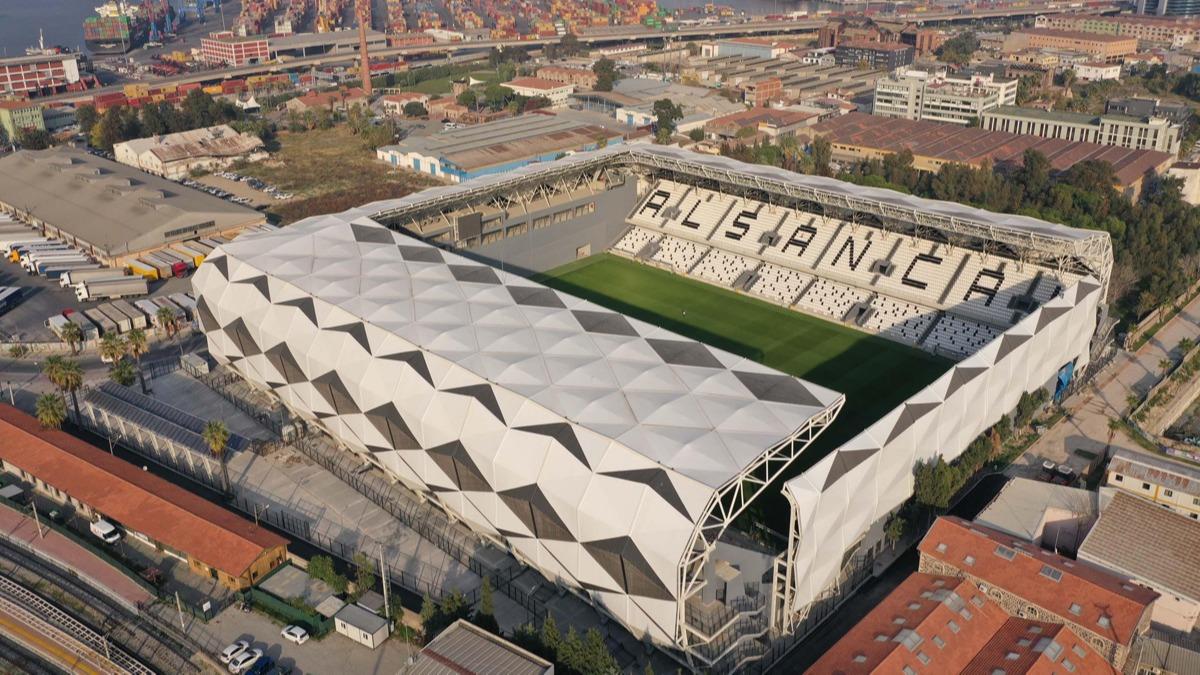 Futbolseverler Alsancak Mustafa Denizli Stad ile yeni bir modern stada kavuuyor