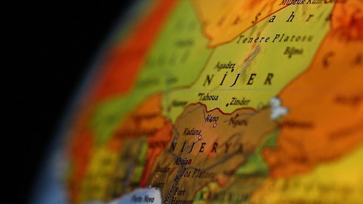 Nijer ve Burkina Faso'nun ortak operasyonunda 100 terrist etkisiz hale getirildi