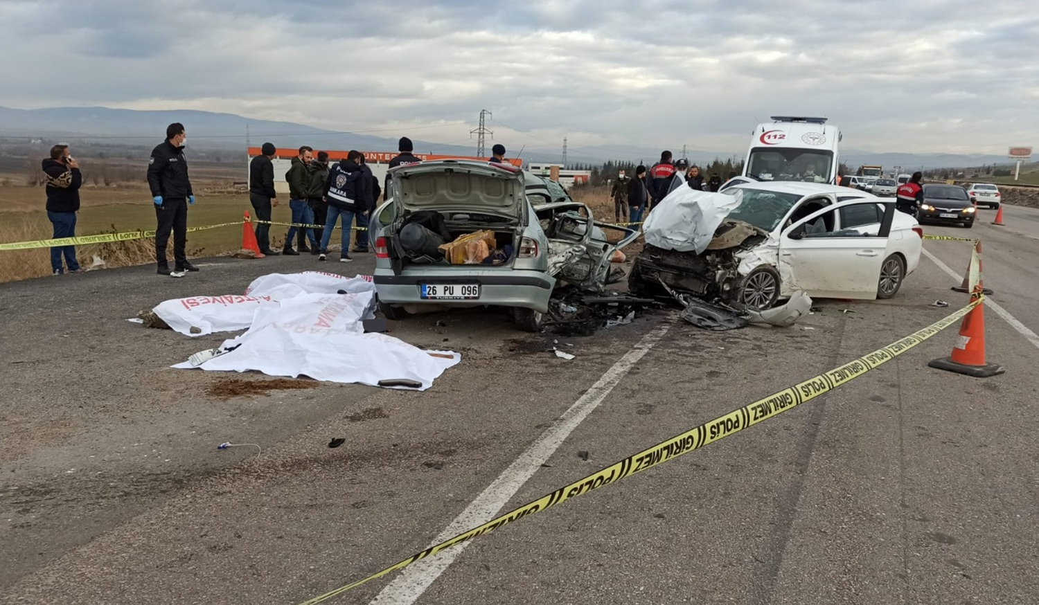 Ankara'da katliam gibi kaza: 6 �l�