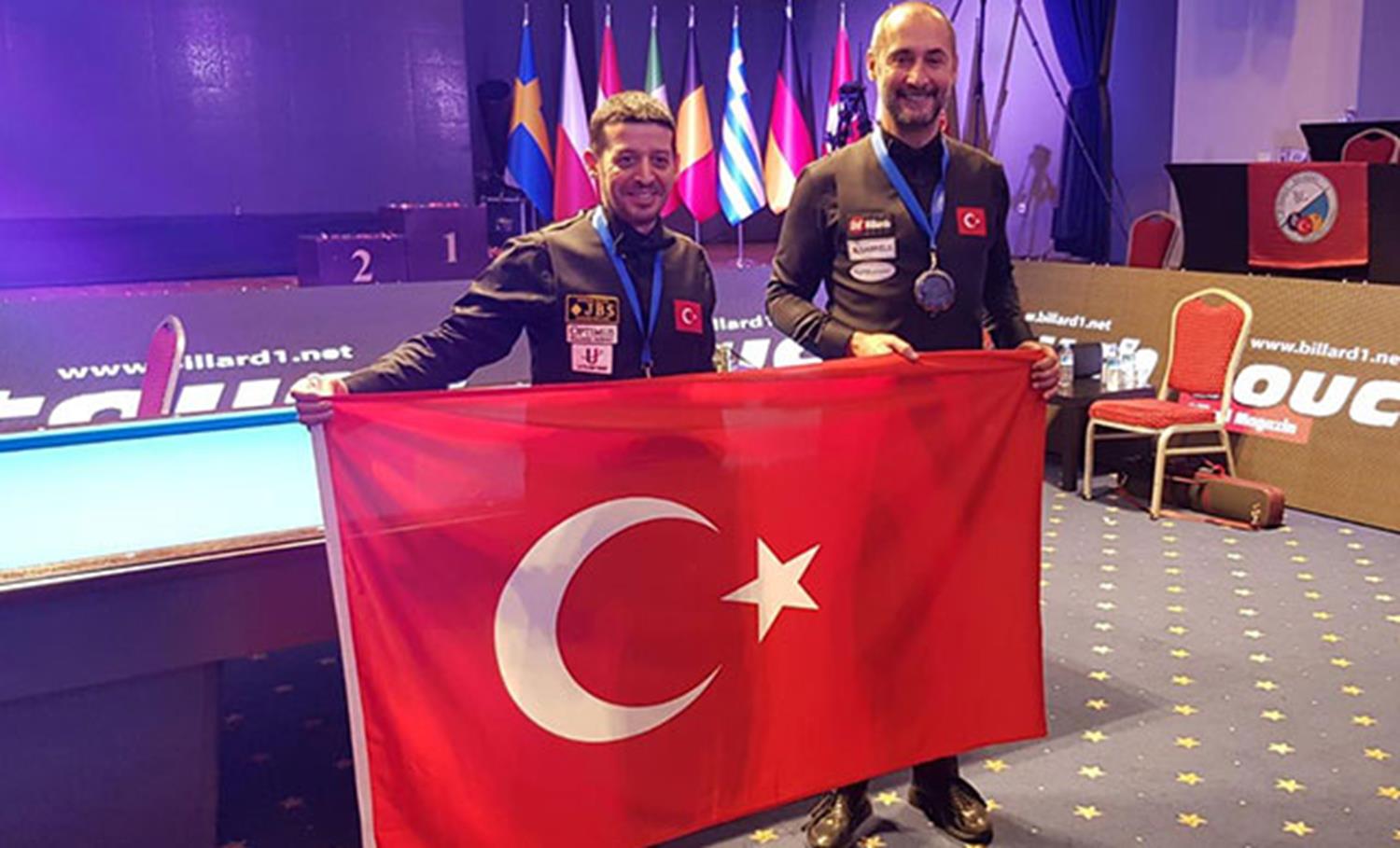 D�nya 3 Bant Bilardo �ampiyonas�nda Murat Naci �oklu ikinci oldu