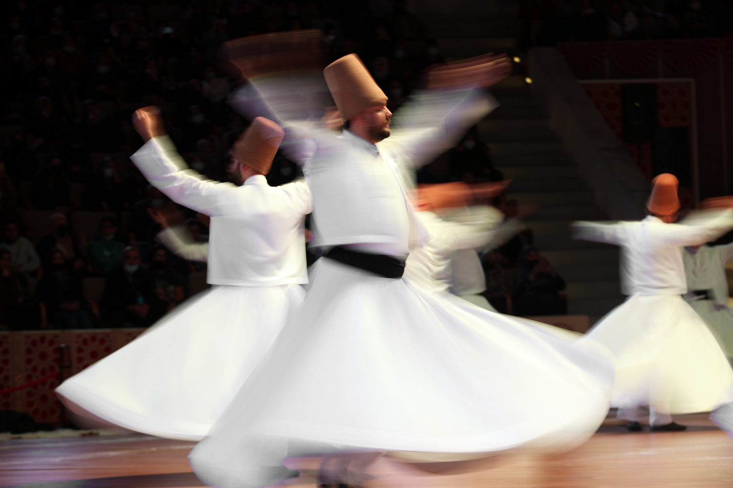 Mevlana'y� anma t�renleri kapsam�nda Sema Ayini �erifi icra edildi