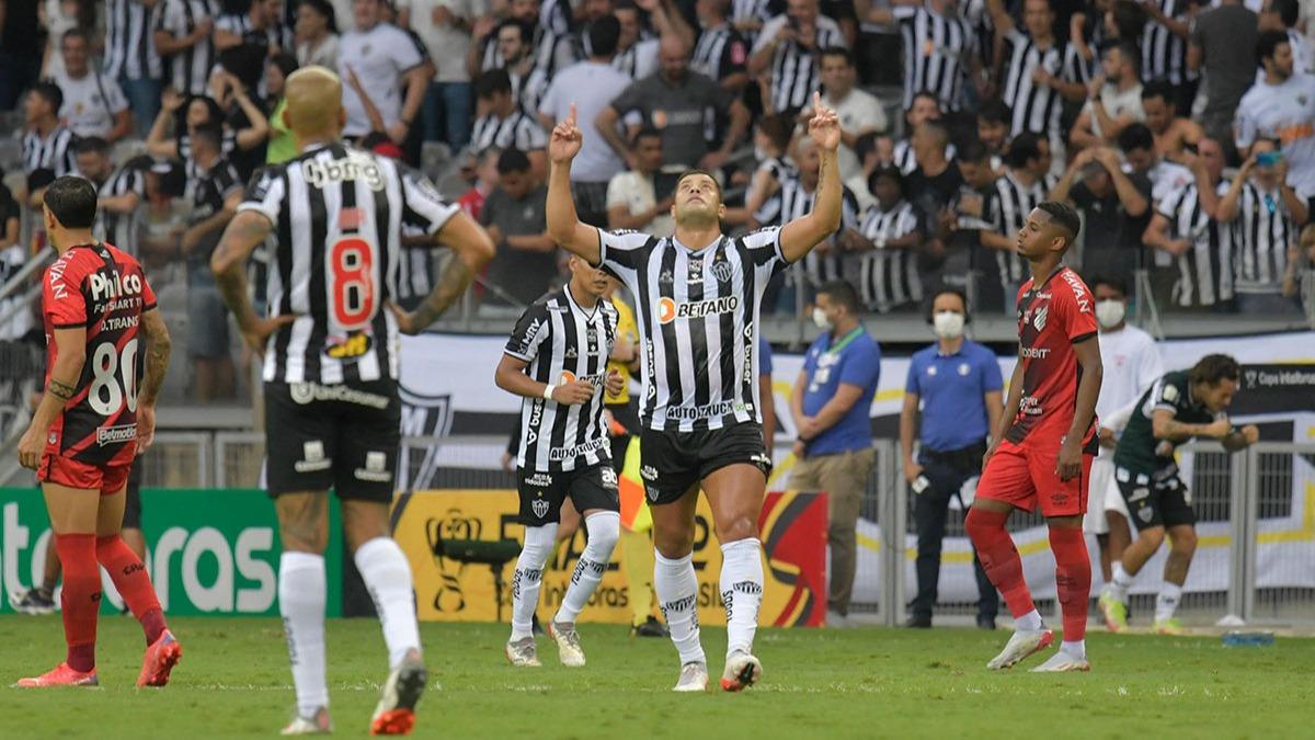 Atletico Mineiro'dan kupa finalinde farkl galibiyet