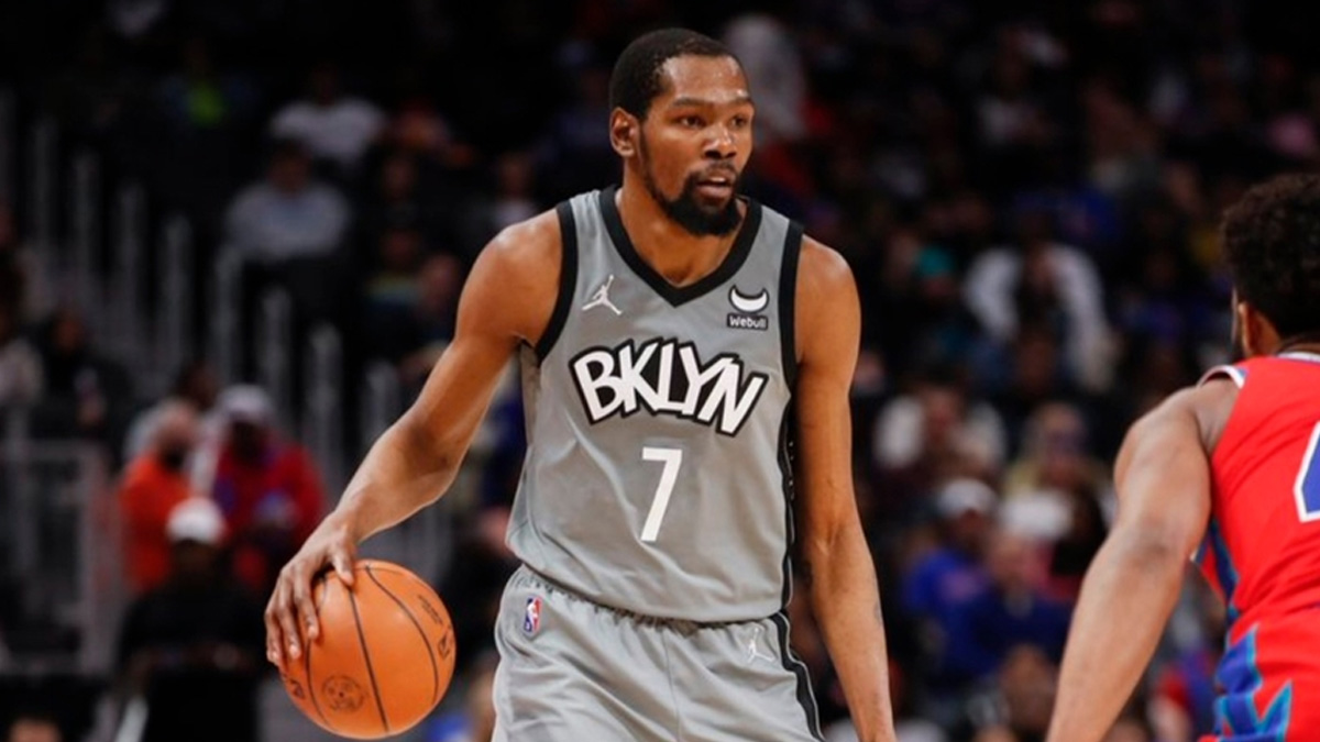 Kevin Durant 51 say�yla NBA'de sezonun rekorunu k�rd�