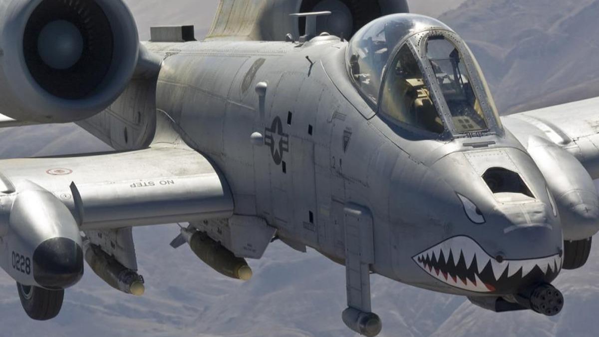 Tek kelimeyle lgnca! A-10 Thunderbolt tm uaklar emekli ediyor