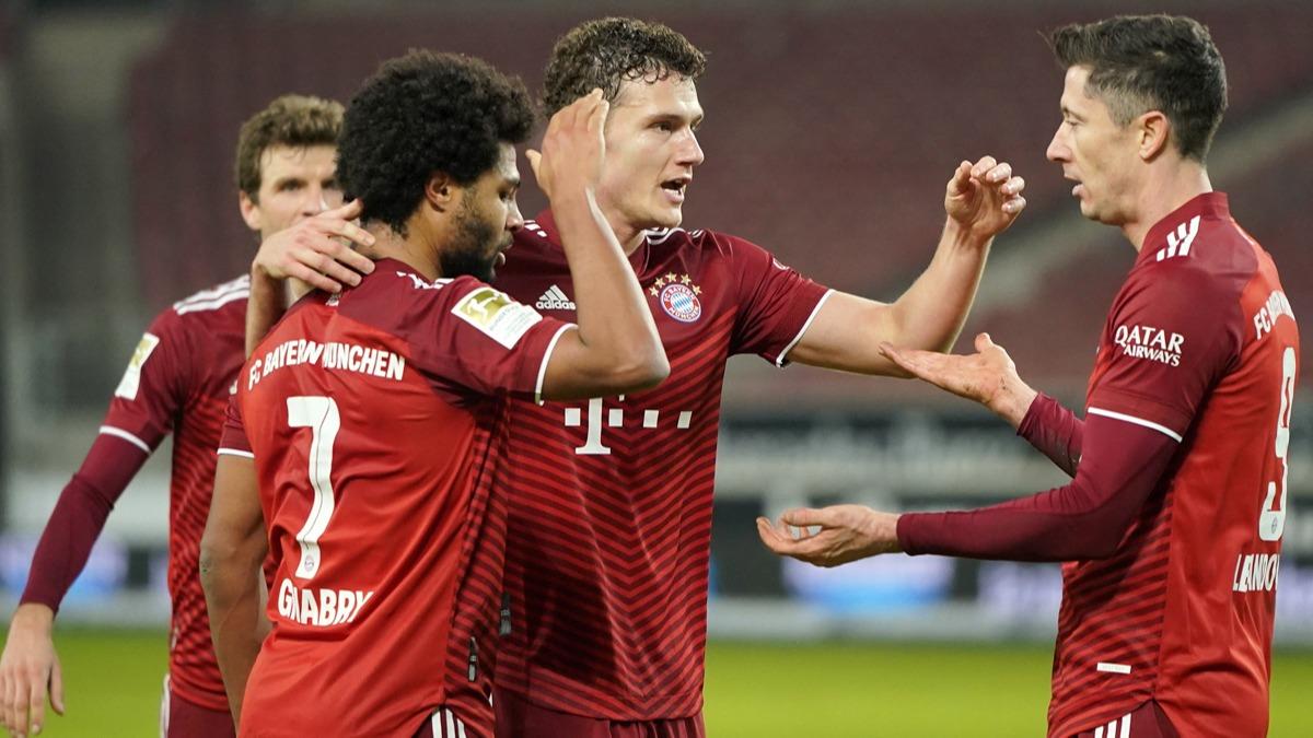 Bayern Mnih, Stuttgart'a gol oldu yad