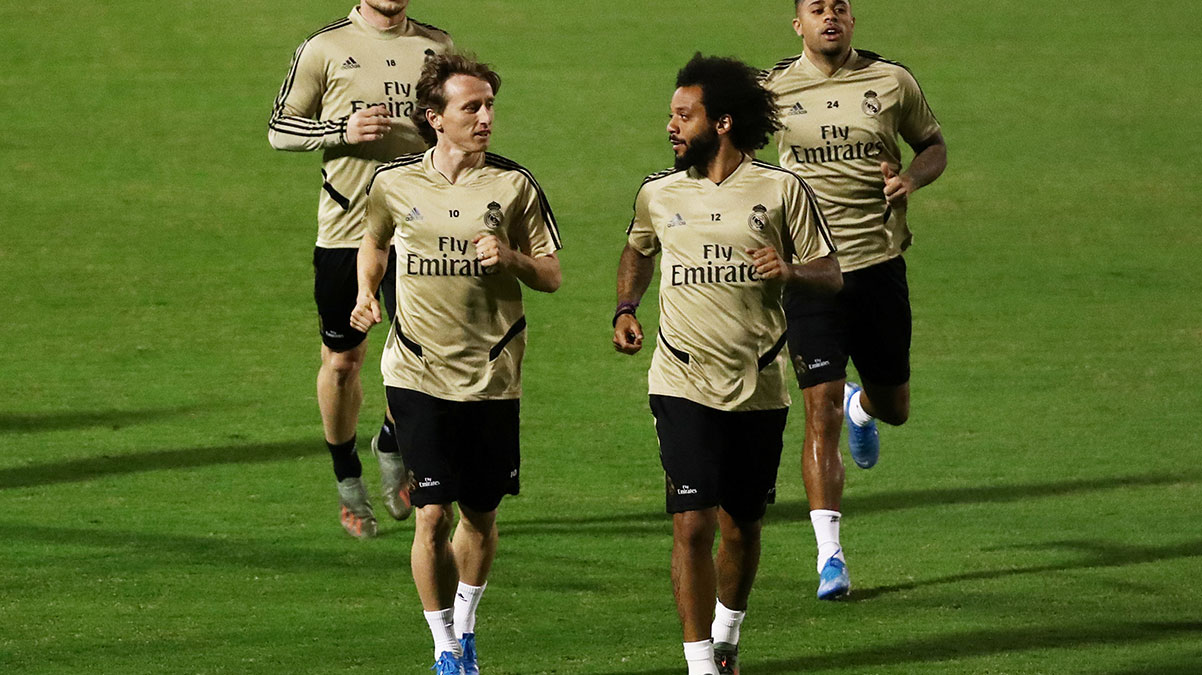 Real Madrid'in iki y�ld�z�nda koronavir�s tespit edildi
