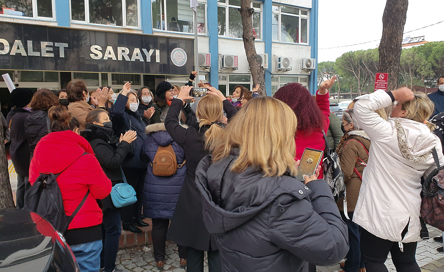 Cani babaya a��rla�t�r�lm�� m�ebbet hapis