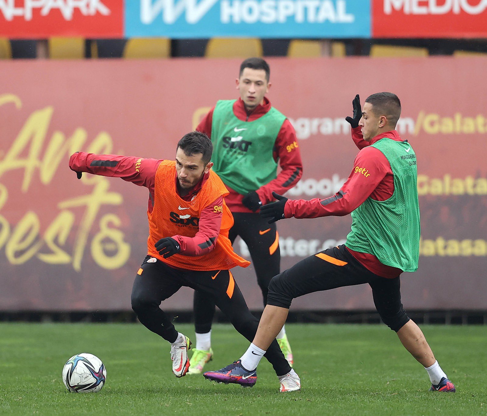 Galatasaray'da Ba�ak�ehir mesaisi devam ediyor